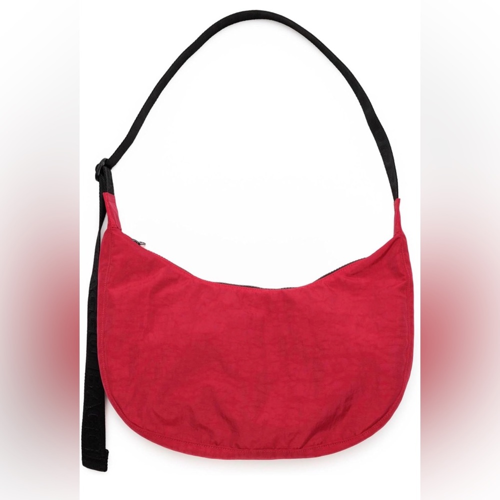 BAGGU Medium Nylon Crescent Bag - Candy Apple